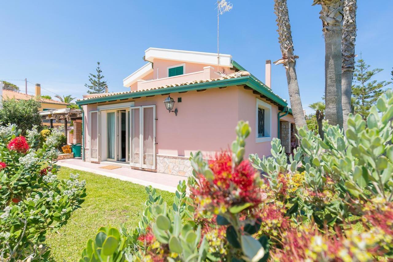 Fronte Spiaggia Zoe Villa เอากุสตา ภายนอก รูปภาพ