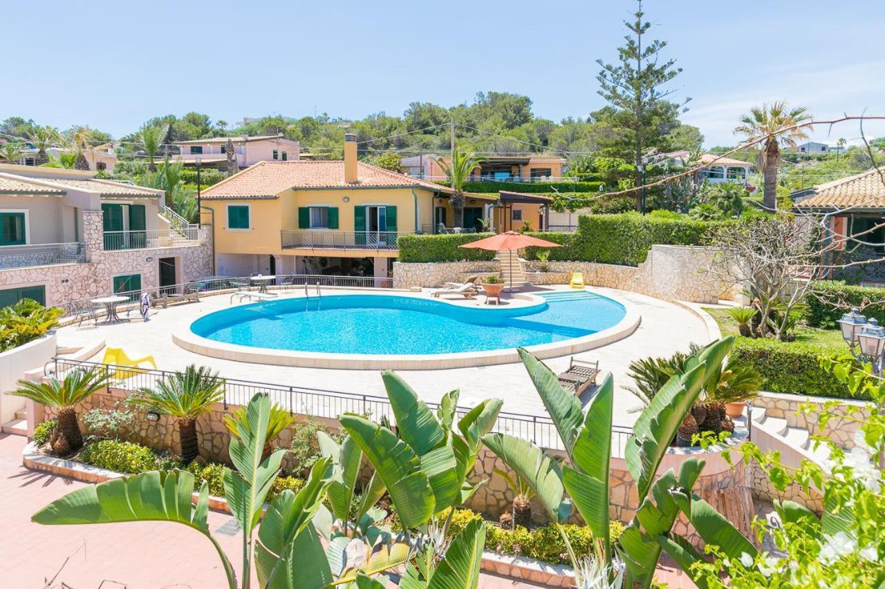 Fronte Spiaggia Zoe Villa เอากุสตา ภายนอก รูปภาพ