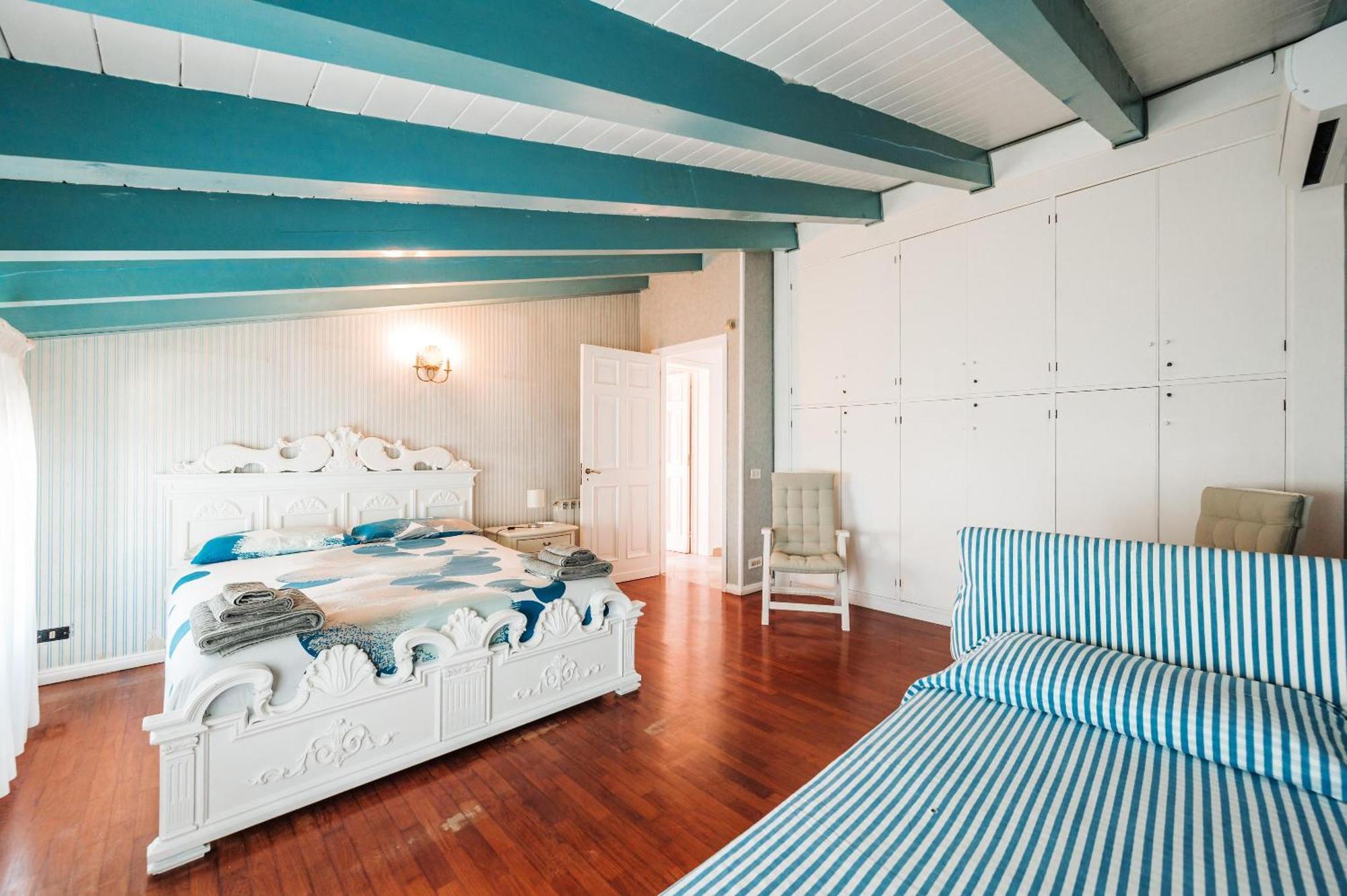 Fronte Spiaggia Zoe Villa เอากุสตา ภายนอก รูปภาพ
