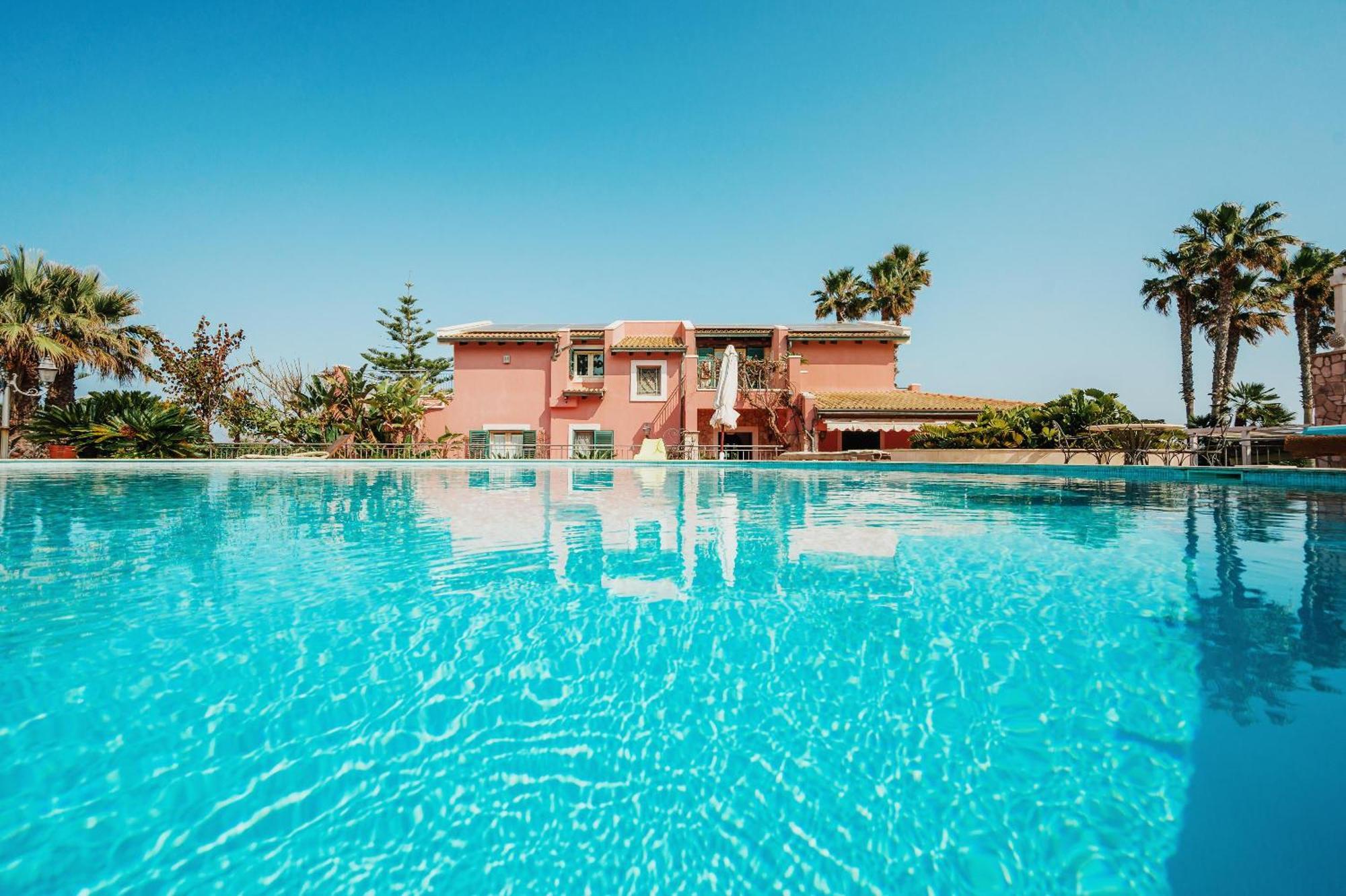 Fronte Spiaggia Zoe Villa เอากุสตา ภายนอก รูปภาพ